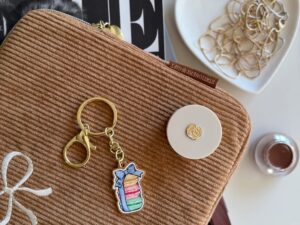 Emily in Paris | Keychain Macaron