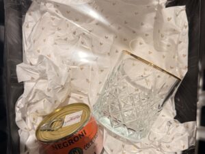 Negroni cocktail – Cadeaubox met tumbler glas met gouden rand (130 ml)